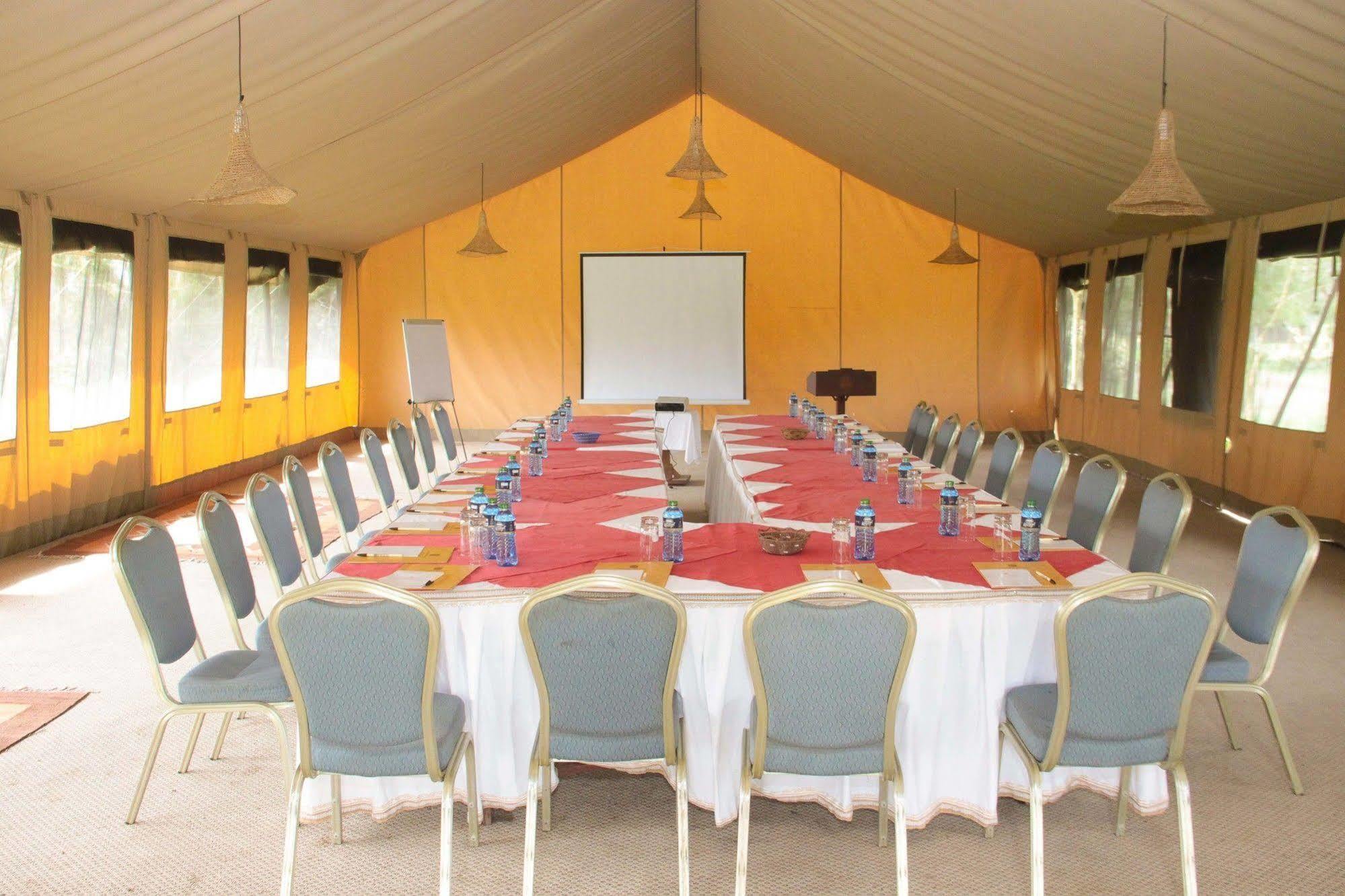 Sweetwaters Serena Camp Nanyuki Exterior photo